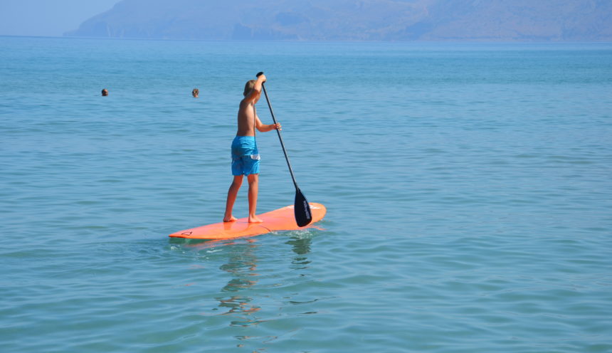 Stand Up Paddle  Sup et Big Sup à Kissamos Crète de l'Ouest. 